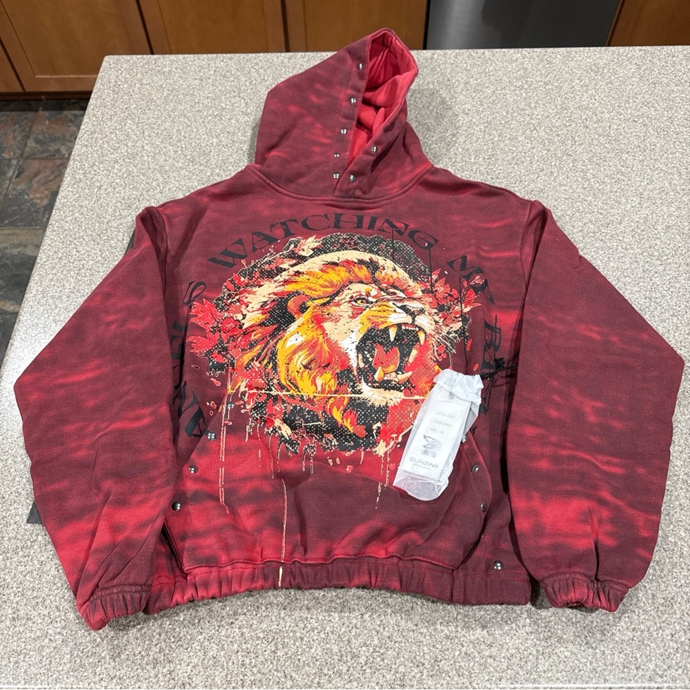 GUNZINII Denim & Co - LION HOODIE, DARK RED, SIZE XS, NWT